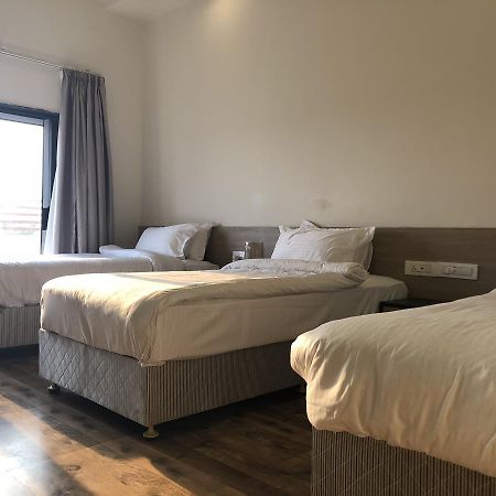 Hotel Sharanam Shegaon 외부 사진