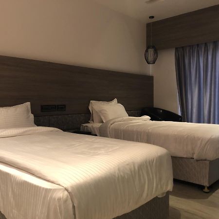 Hotel Sharanam Shegaon 외부 사진