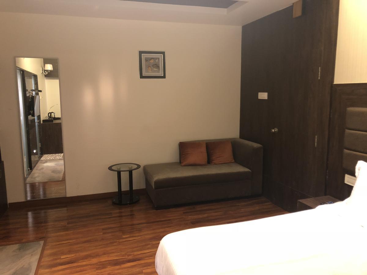 Hotel Sharanam Shegaon 외부 사진